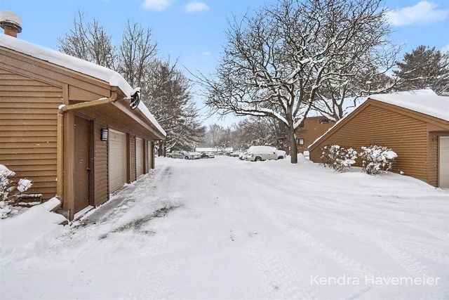 1270 Hillburn Avenue, Grand Rapids, MI 49504