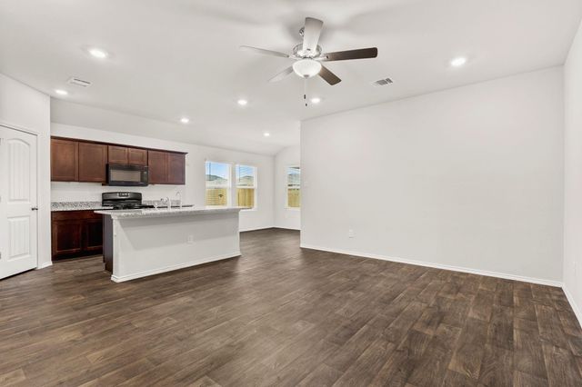 228 Rough Hollow CV, San Marcos, TX 78666