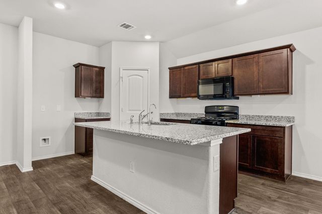 228 Rough Hollow CV, San Marcos, TX 78666