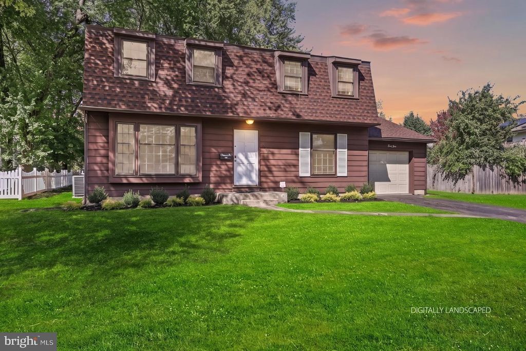 48 STRATHMORE DR, CHERRY HILL, NJ 08003 — exterior