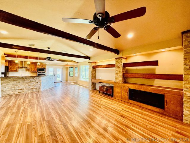 422502 E 1100 Road, Checotah, OK 74426