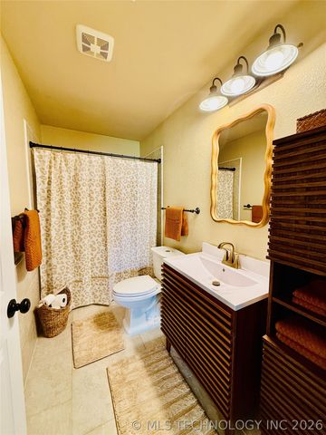 422502 E 1100 Road, Checotah, OK 74426