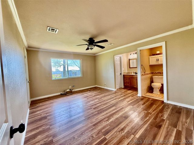 422502 E 1100 Road, Checotah, OK 74426