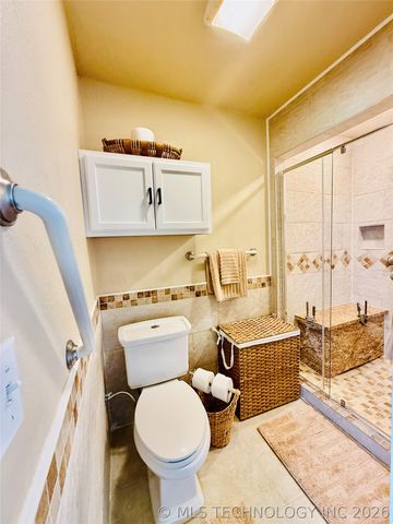 422502 E 1100 Road, Checotah, OK 74426