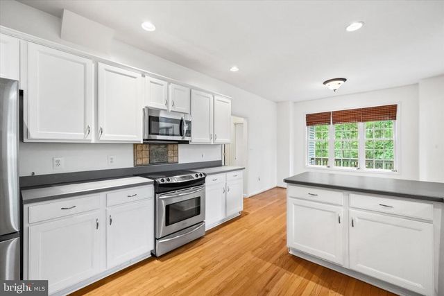 4107 LAKEVIEW PKWY, Locust Grove, VA 22508