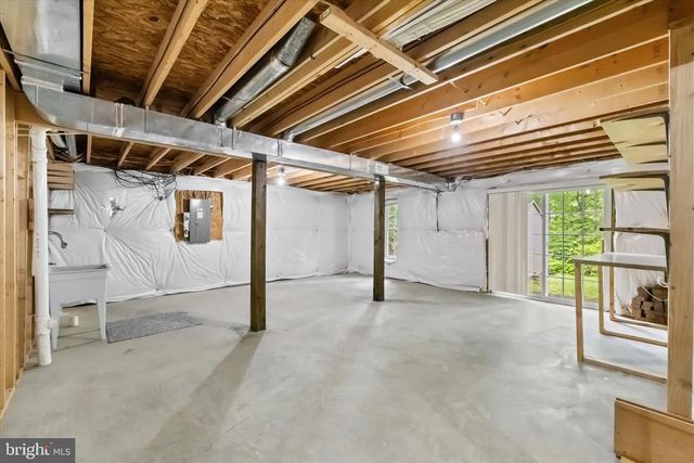 4107 LAKEVIEW PKWY, Locust Grove, VA 22508