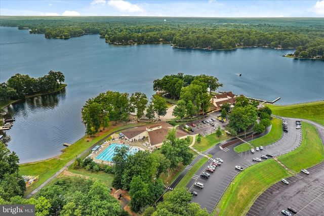 4107 LAKEVIEW PKWY, Locust Grove, VA 22508