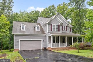 4107 LAKEVIEW PKWY, Locust Grove, VA 22508