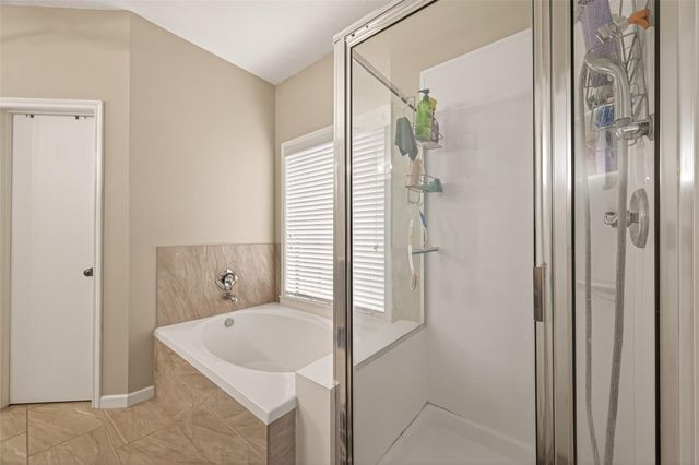 13739 Kensington Place, Houston, TX 77034