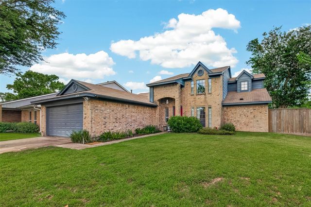 13739 Kensington Place, Houston, TX 77034