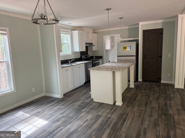 911 Harrison Road, Carrollton, GA 30117