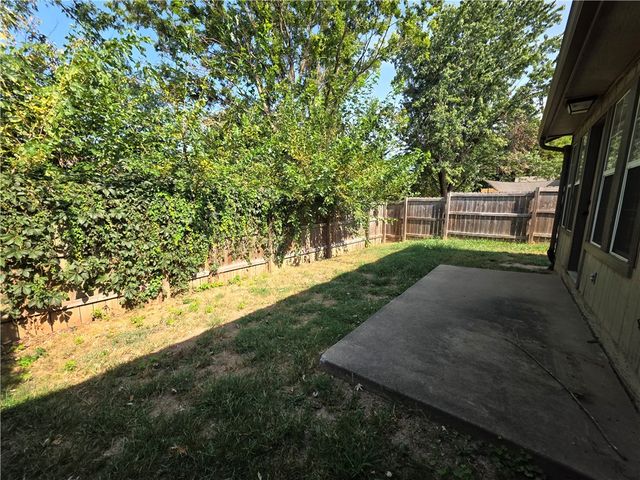 1008 Turtle Creek Drive, Rogers, AR 72756