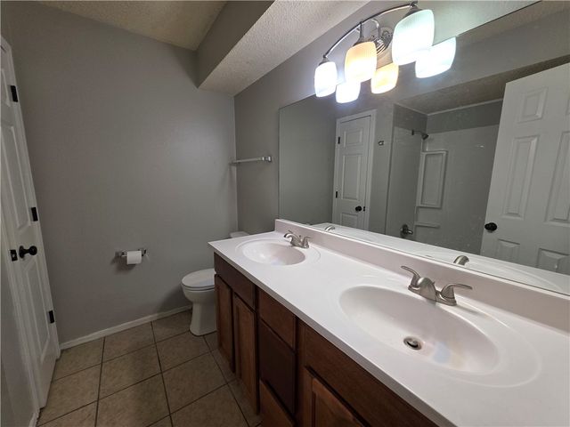1008 Turtle Creek Drive, Rogers, AR 72756