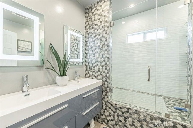 2548 E Washington, Carson, CA 90810