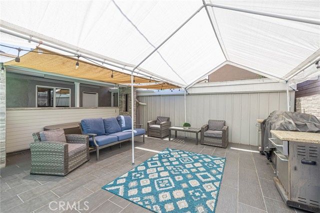 2548 E Washington, Carson, CA 90810