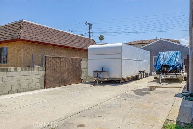 2548 E Washington, Carson, CA 90810
