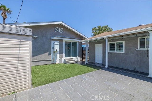 2548 E Washington, Carson, CA 90810