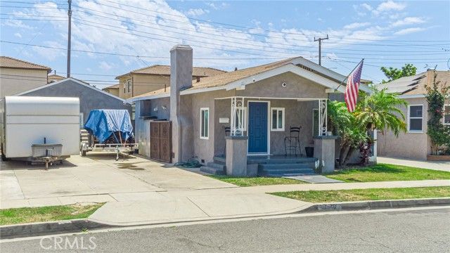 2548 E Washington, Carson, CA 90810