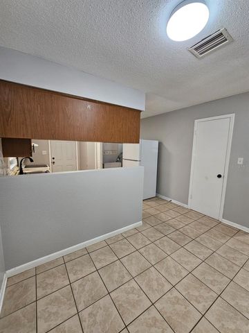 905 MARIETTA STREET 909, Lakeland, FL 33803