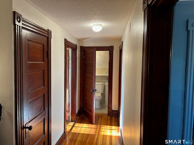 2593 Albany Avenue, West Hartford, CT 06117