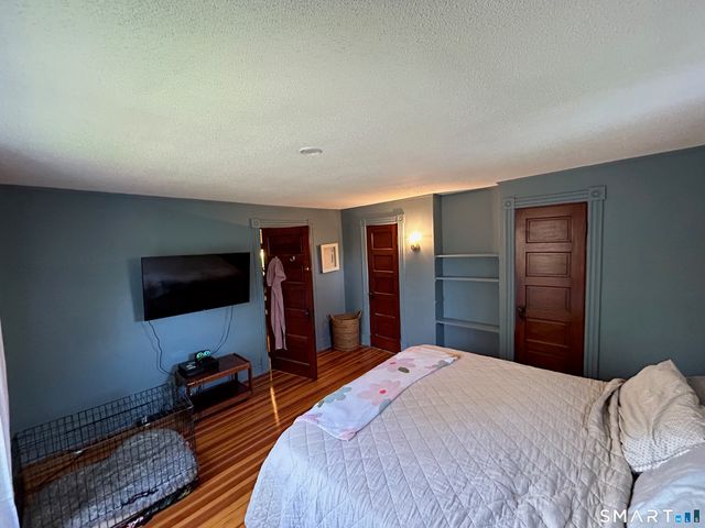 2593 Albany Avenue, West Hartford, CT 06117