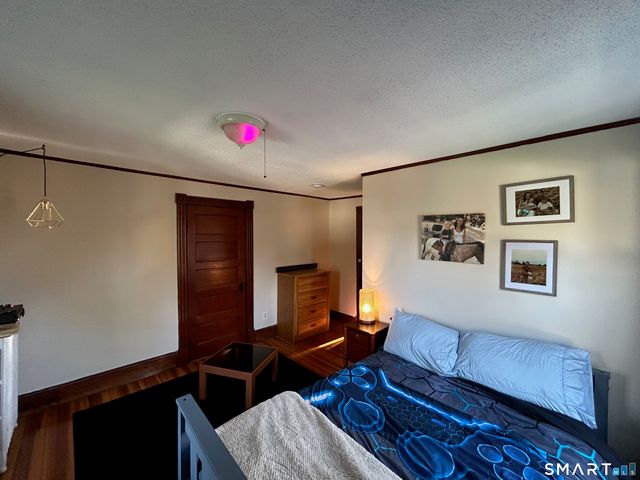 2593 Albany Avenue, West Hartford, CT 06117