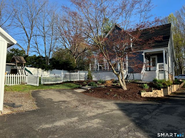 2593 Albany Avenue, West Hartford, CT 06117