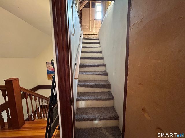 2593 Albany Avenue, West Hartford, CT 06117