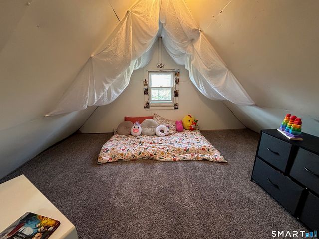 2593 Albany Avenue, West Hartford, CT 06117