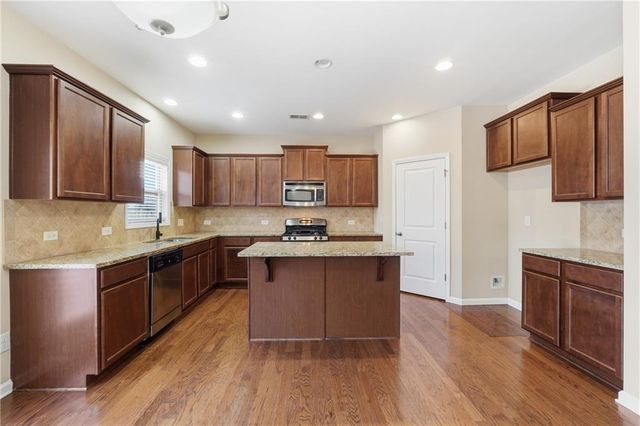 3534 Fallen Oak Lane, Buford, GA 30519