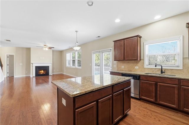 3534 Fallen Oak Lane, Buford, GA 30519