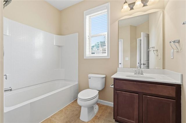 3534 Fallen Oak Lane, Buford, GA 30519