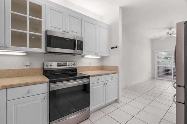 7623 Southampton Terrace 102, Tamarac, FL 33321