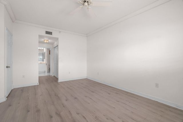 7623 Southampton Terrace 102, Tamarac, FL 33321