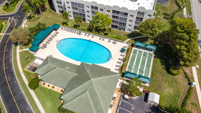 7623 Southampton Terrace 102, Tamarac, FL 33321