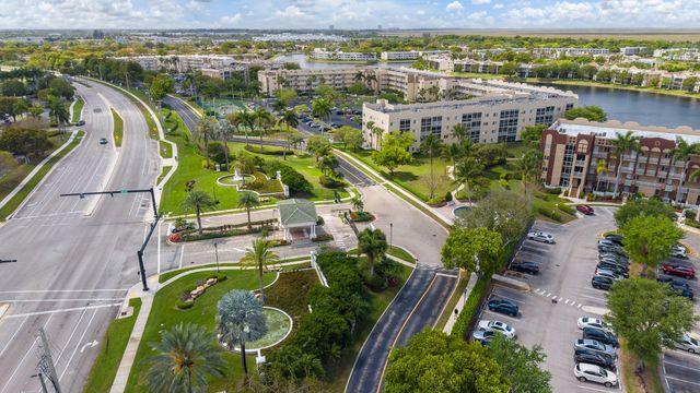 7623 Southampton Terrace 102, Tamarac, FL 33321