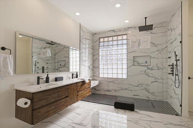 2451 Quincy Way, Palm Springs, CA 92262