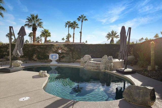 2451 Quincy Way, Palm Springs, CA 92262