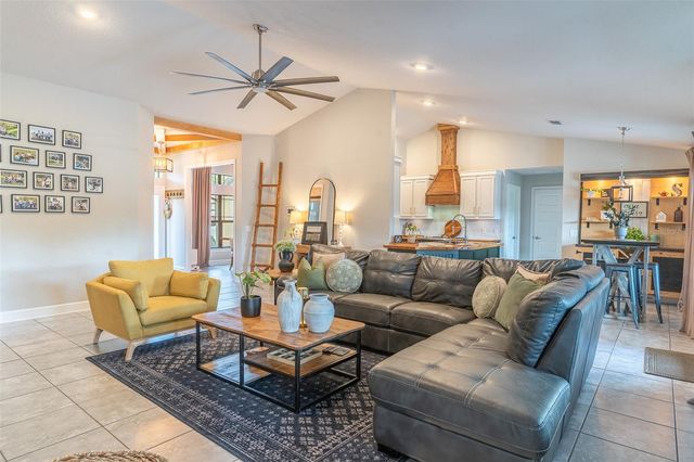 132 HERITAGE PARK LANE, Mulberry, FL 33860