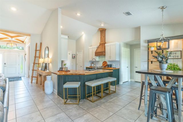 132 HERITAGE PARK LANE, Mulberry, FL 33860