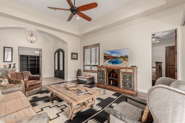 4688 E LANGUID Lane, Cave Creek, AZ 85331