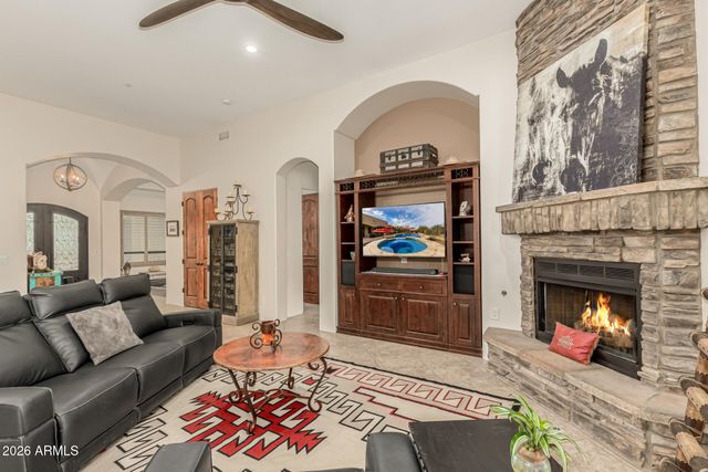 4688 E LANGUID Lane, Cave Creek, AZ 85331