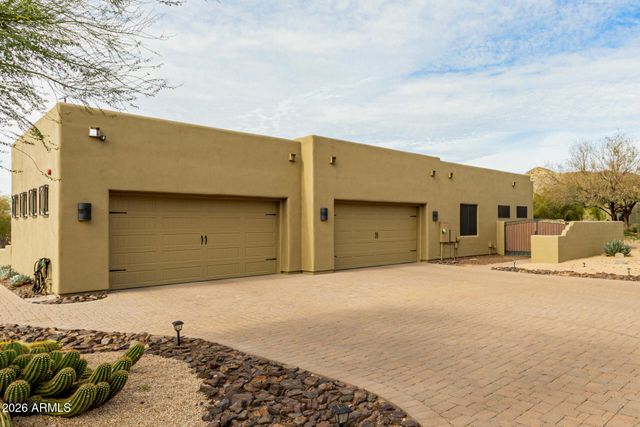 4688 E LANGUID Lane, Cave Creek, AZ 85331