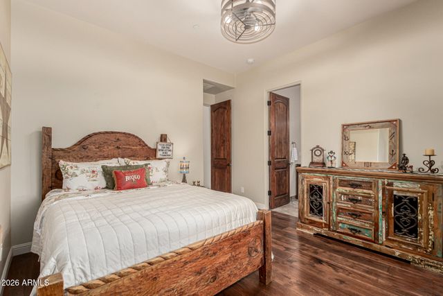 4688 E LANGUID Lane, Cave Creek, AZ 85331