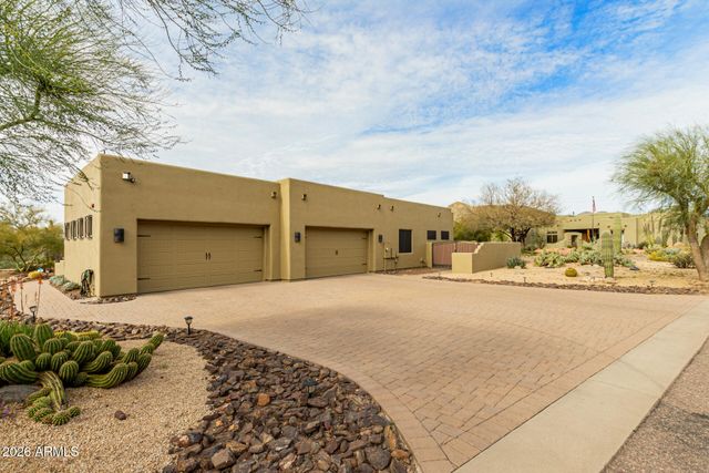 4688 E LANGUID Lane, Cave Creek, AZ 85331