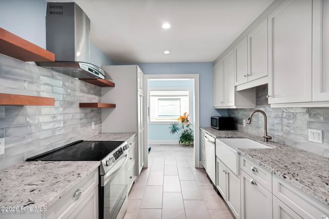 525 S Front Street, Wilmington, NC 28401