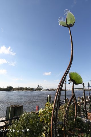 525 S Front Street, Wilmington, NC 28401