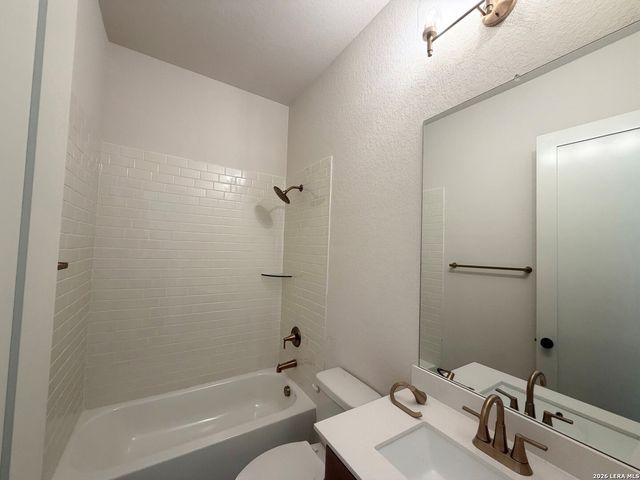 15119 Beespoke Way, San Antonio, TX 78245