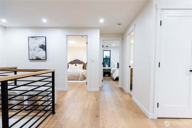 15621 SE 24th Street, Bellevue, WA 98008