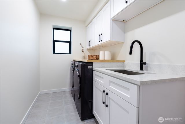 15621 SE 24th Street, Bellevue, WA 98008